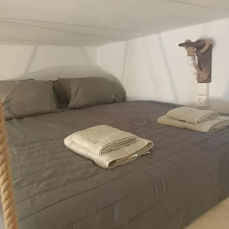 Apartment Odysseas *